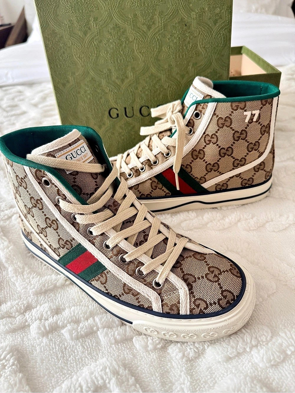 Gucci GG Supreme High-Top Sneakers High-Top Sneakers in Brown & Green Like New